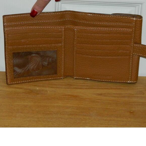 Dooney and Bourke Light Brown Leather Wallet - Picture 6 of 7